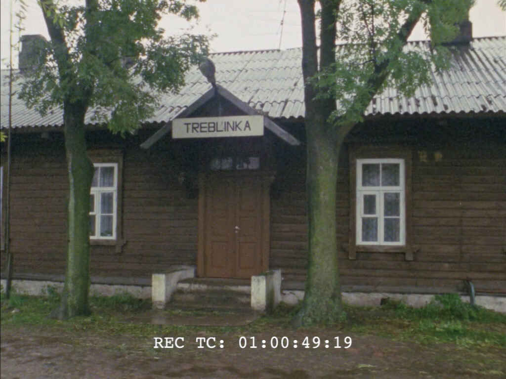 Rok 1981. Budynek dworca Treblinka. Niewykorzystany kadr z filmu "Shoah" Claude'a Lanzmanna.
