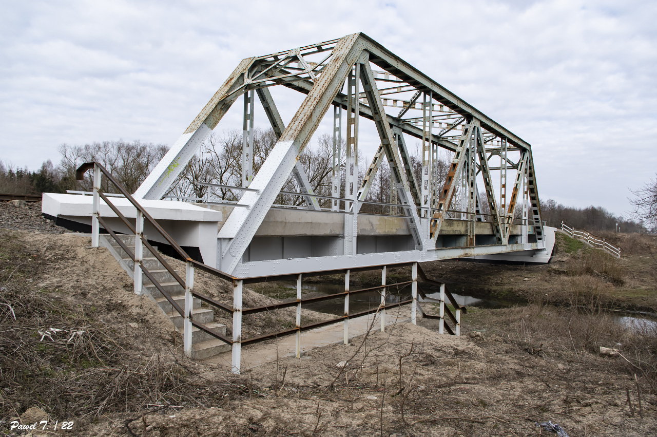 Marzec 2022. Widok na remontowany most od strony wschodniej.